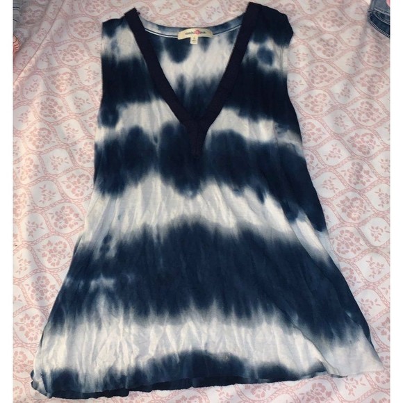 FLOWY SLEEVLESS TANK TOP - Picture 1 of 2